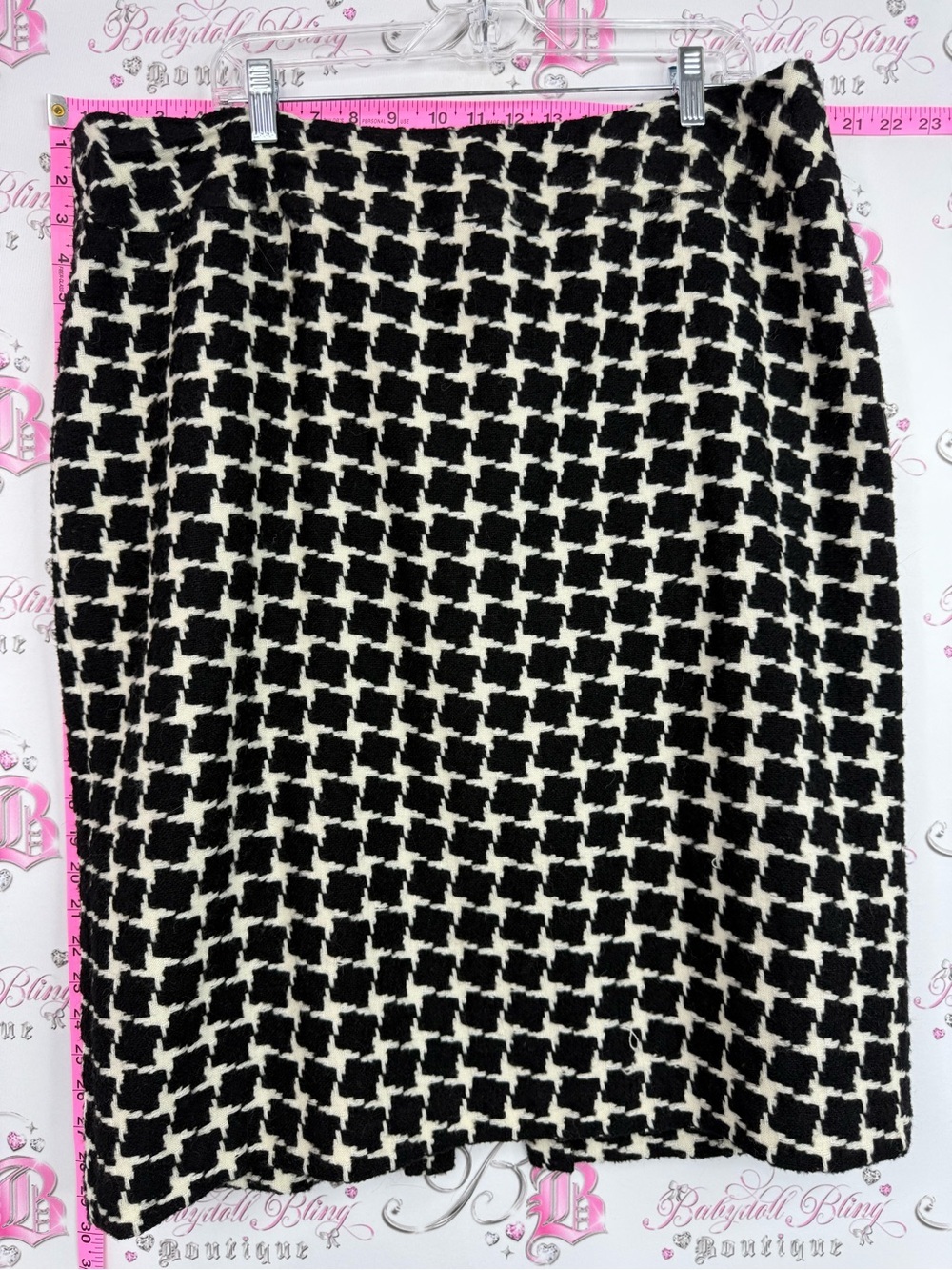 Lafayette 148 New York skirt virgin wool Black White Houndstooth Pencil Skirt